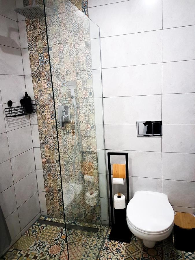 קרקוב Topolove Rooms & Apartments מראה חיצוני תמונה