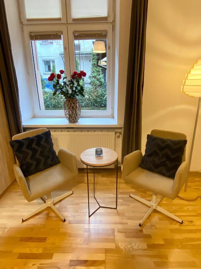 קרקוב Topolove Rooms & Apartments מראה חיצוני תמונה